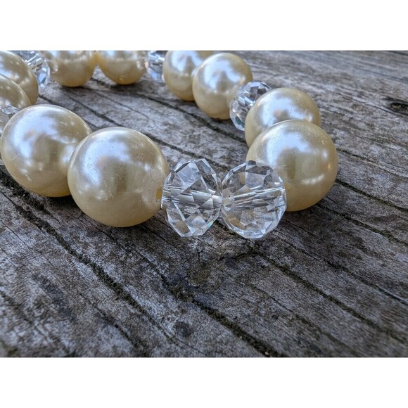 Vintage Faux Pearl Bracelet Stack, 3 Pearly Stretch Bracelets - Picture 7 of 10